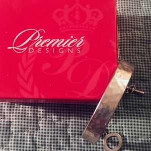 Premier Designs silver bangle bracelet